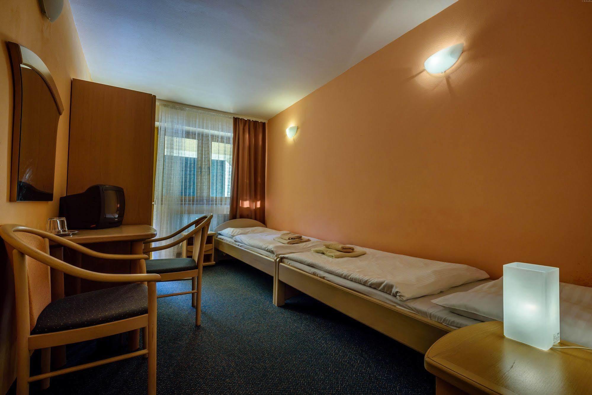 Hotel Boboty Terchova Ngoại thất bức ảnh