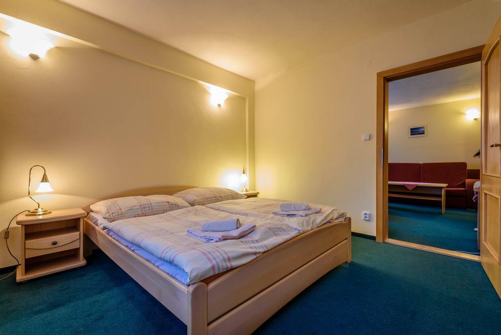 Hotel Boboty Terchova Ngoại thất bức ảnh